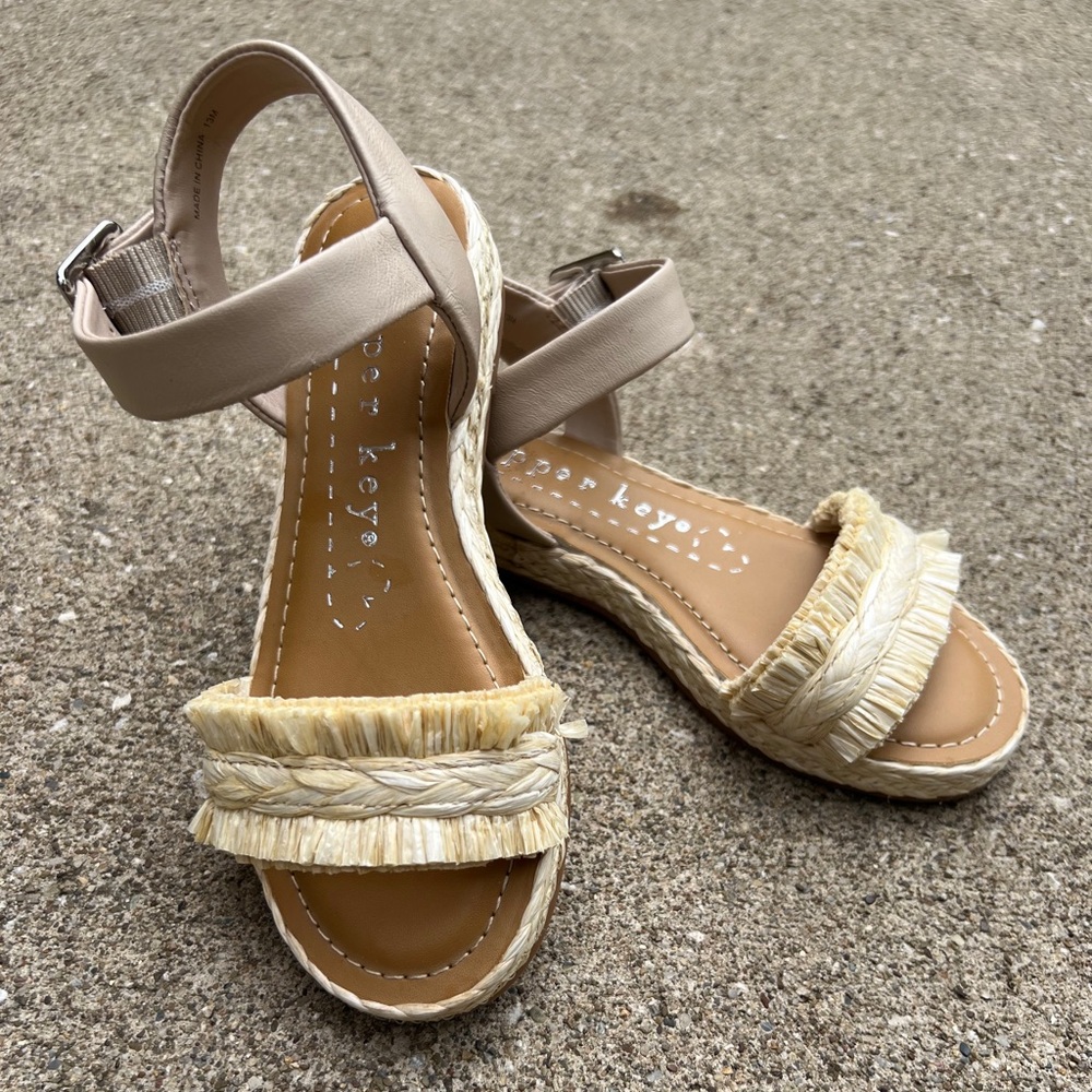 ✨NEW✨Copper Key Girls' Sunny Raffia Espadrille Platform Sandals Sz 13